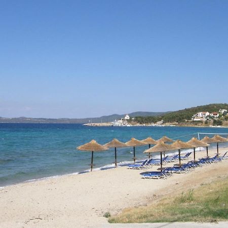 Tavani Villas Nea Roda Exteriér fotografie