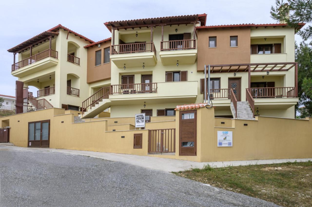 Tavani Villas Nea Roda Exteriér fotografie