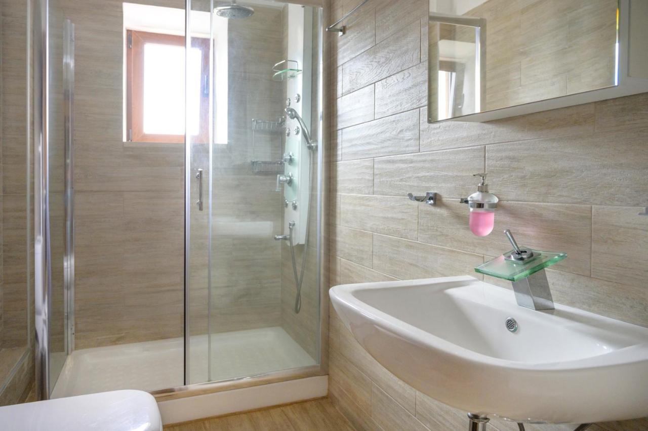Tavani Villas Nea Roda Exteriér fotografie